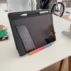Univerzální stojan pro iPad pro optimální pohodlí při sledování