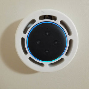 Chytrá montáž na stěnu pro Alexa Dot V3 – eliminujte nepořádek