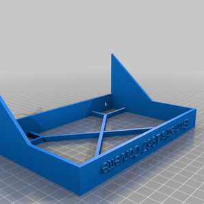 Přizpůsobený nástěnný držák pro RC a modelová auta