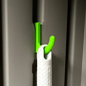Efektivní úložná řešení pro mop Rubbermaid