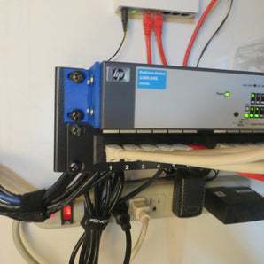1U Switch montáž pro HP 1400 24g ProCurve Switch