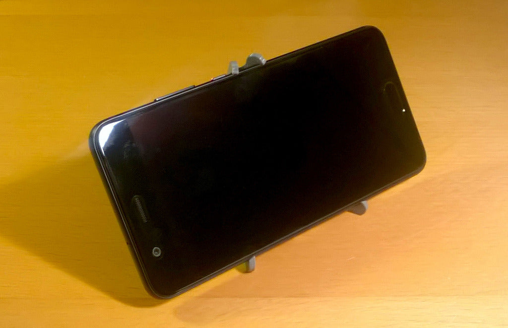 Chytrý pružinový stojánek pro Huawei P10 a Nokia 3