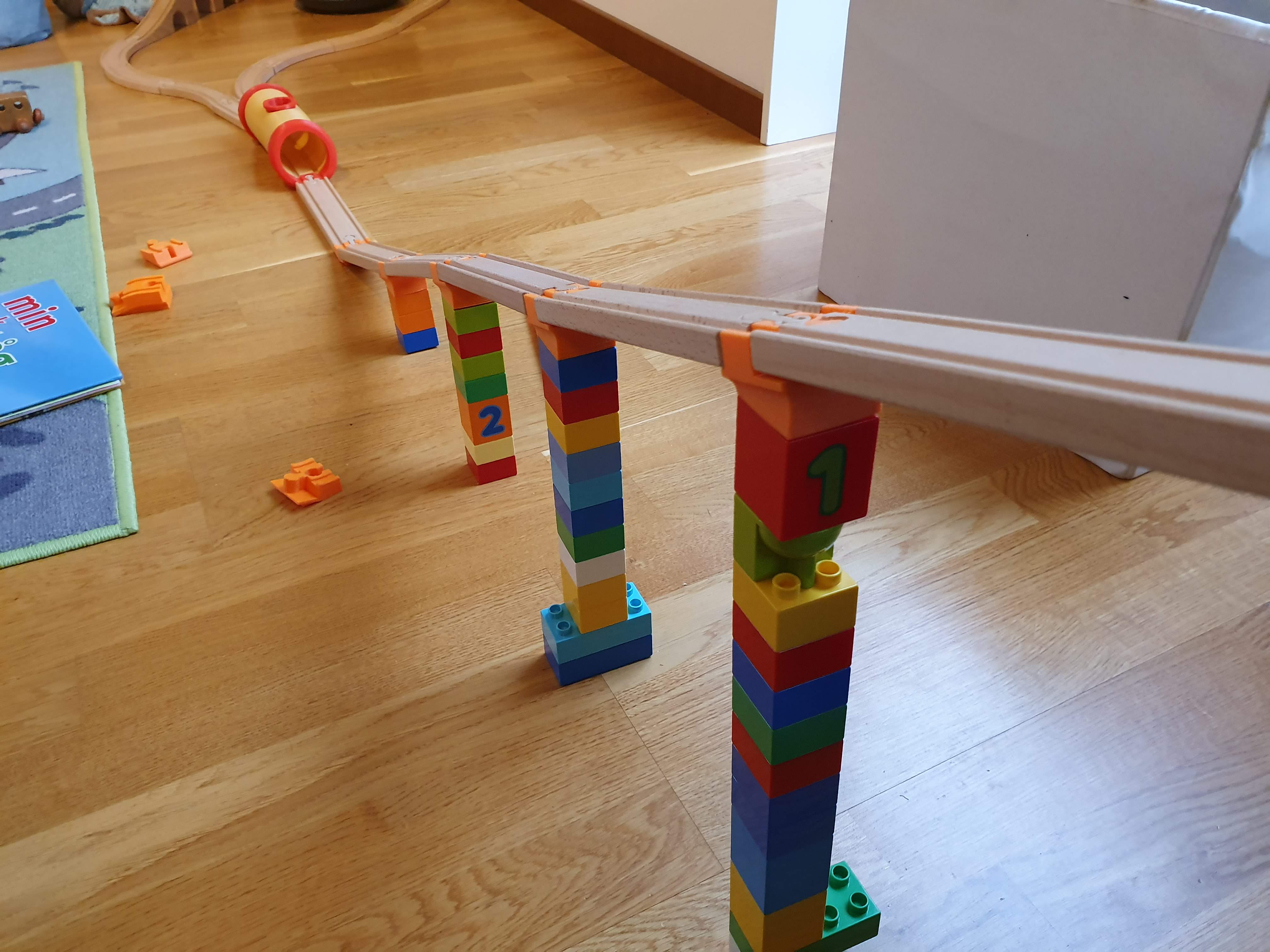 Dřevěné adaptéry pro Duplo (Brio, IKEA...)