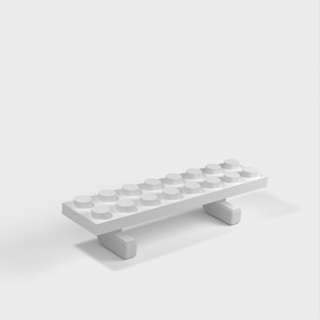 Háček na klíče Ikea Skadis a kompatibilní organizér Lego