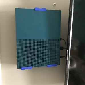 Mounting na zeď pro Xbox One S