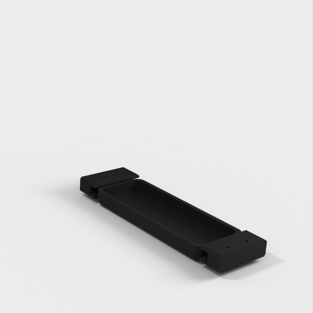 Podnos na stůl Bekant z IKEA pro adaptéry USB-C