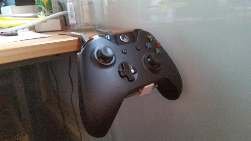 Držák ovladače Xbox360/Xbox One/Steam pro knihovnu BILLY a stůl JERKER