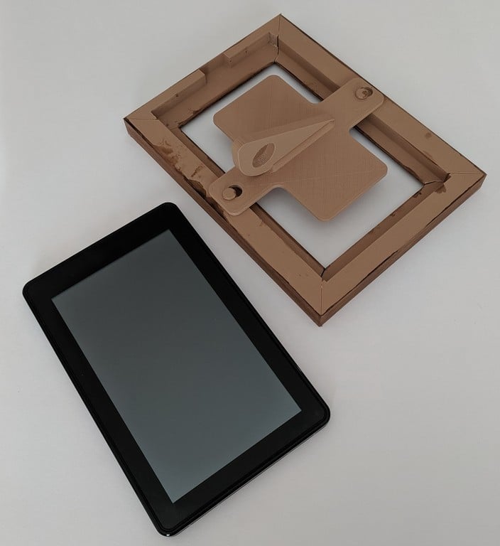 Obrazový rámeček s dřevěným vzhledem pro Amazon Fire Tablet 1. generace (2011)