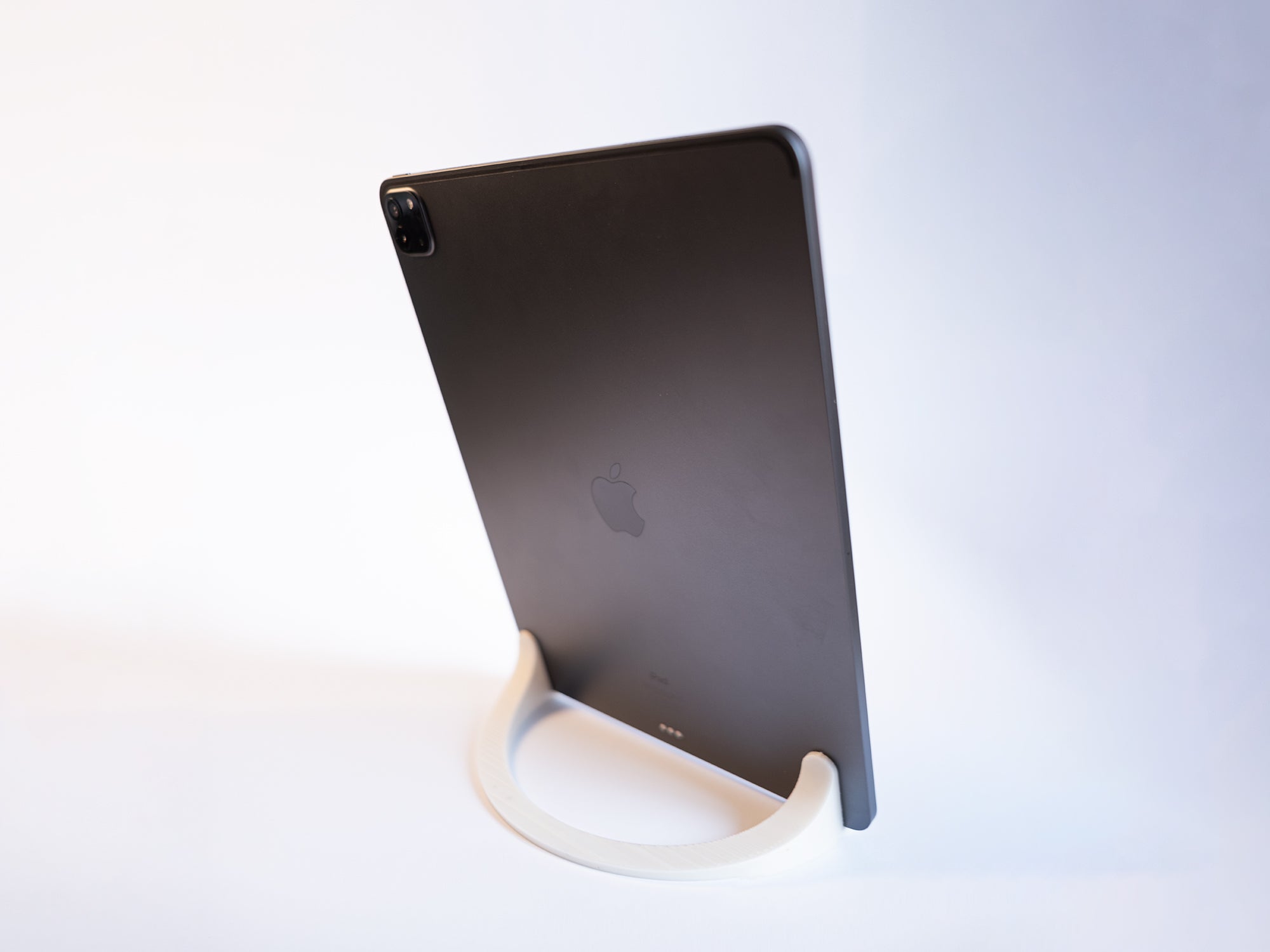 Stojan pro iPad Pro 12,9' a iPad Air v orientaci na šířku