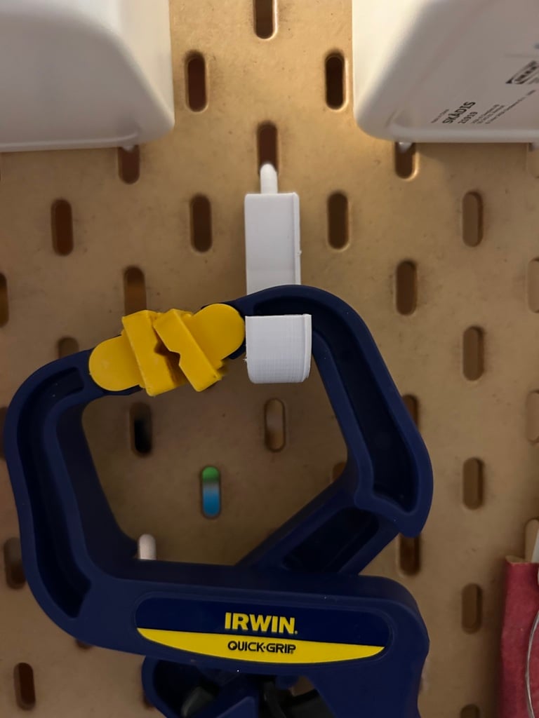 Háčky na míru pro IKEA SKÅDIS Pegboard