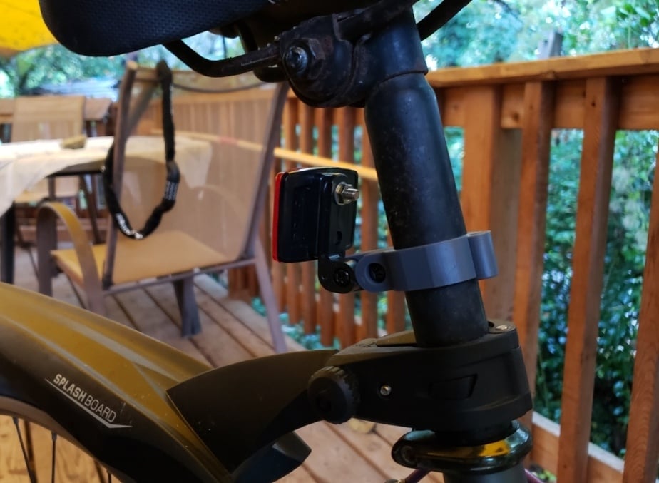 Upínací držák reflektoru rámu jízdního kola pro trubku 25 mm a 27 mm