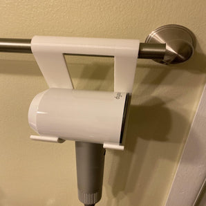 Držák na fén Dyson Supersonic na tyč na ručníky