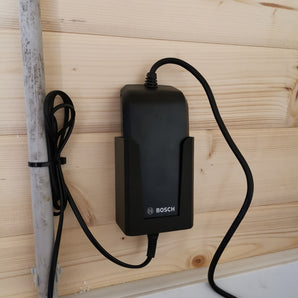 Nástěnný držák nabíječky elektrokol Bosch