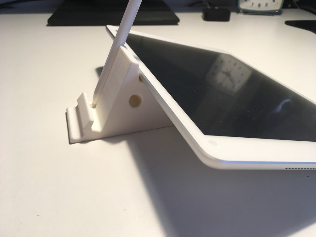 Dvoucestný stojan pro iPad s držákem na tužku Apple