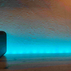 Montážní držák světelného pásku Philips Hue pro police a stoly