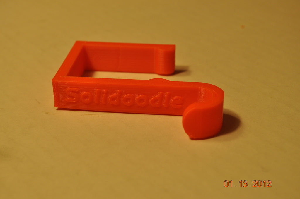 Nástěnný věšák Cubic pro dvě velikosti