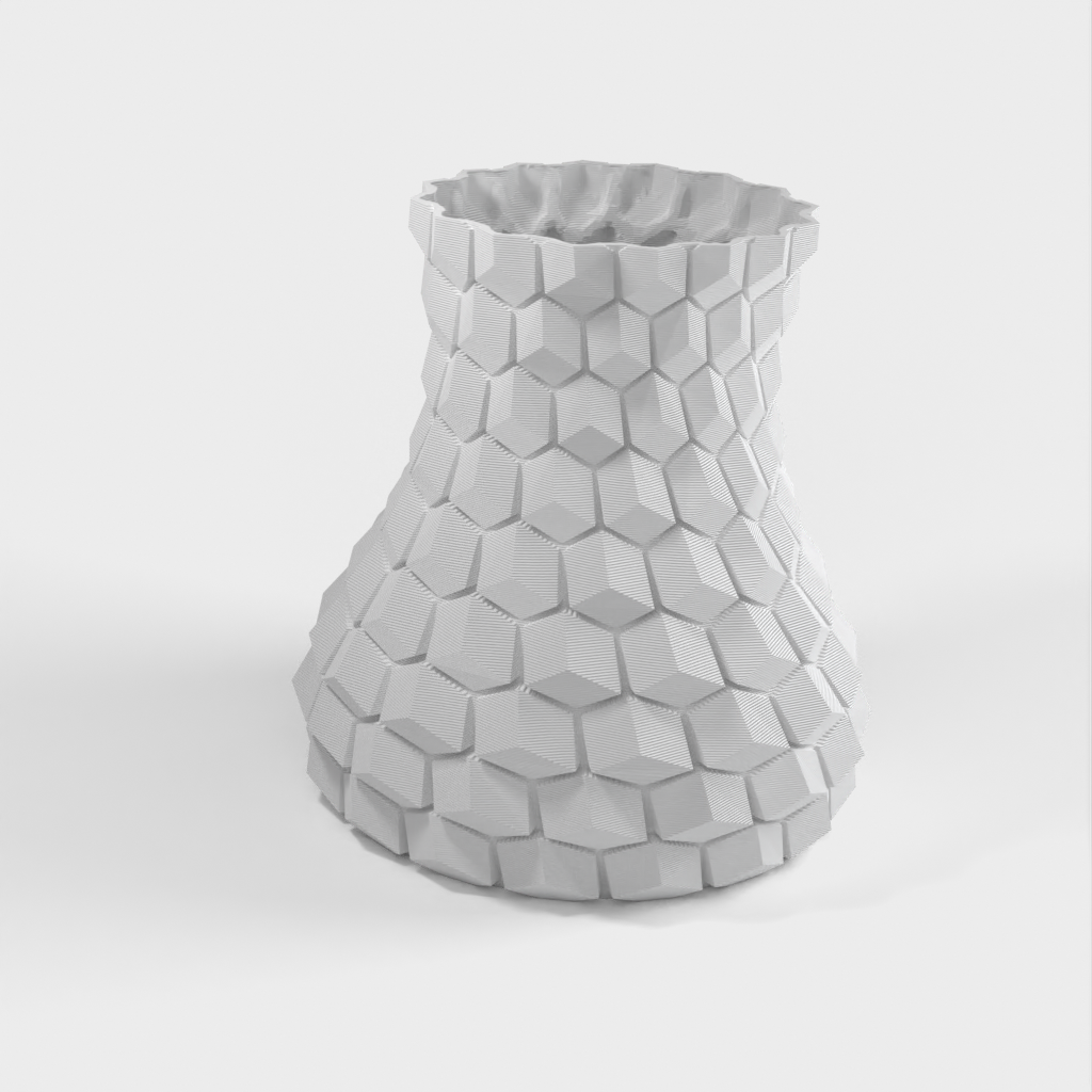 Zakřivená váza s šestihranným vzorem