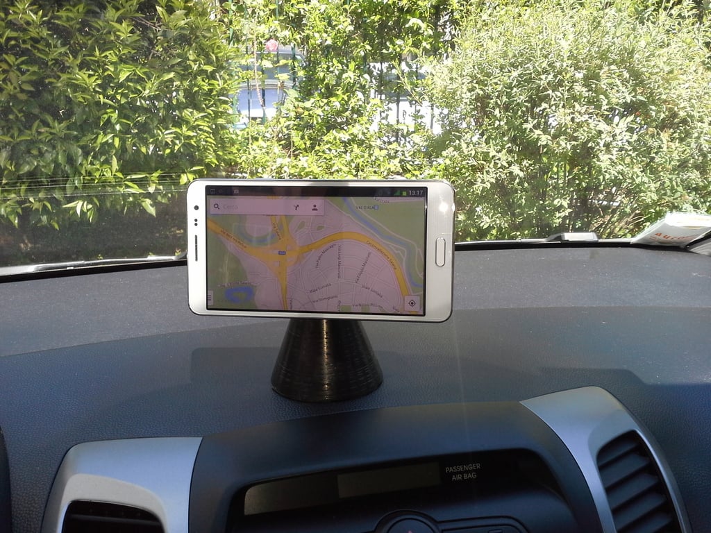 Magnetická montáž pro chytré telefony v autech
