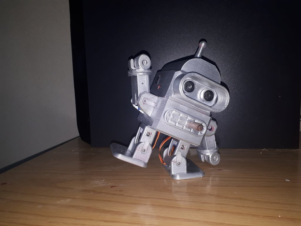 Robot Otto Bender s rukama od Redxvb