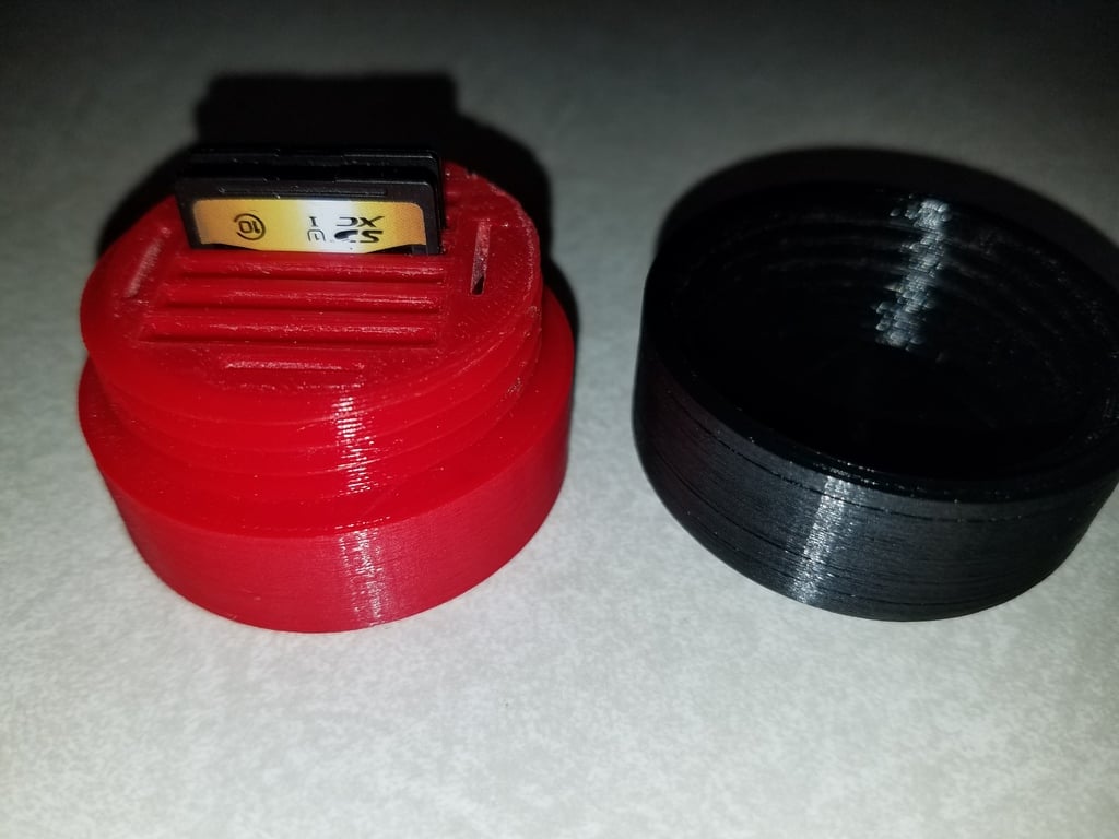 Robustní držák na SD a micro SD kartu