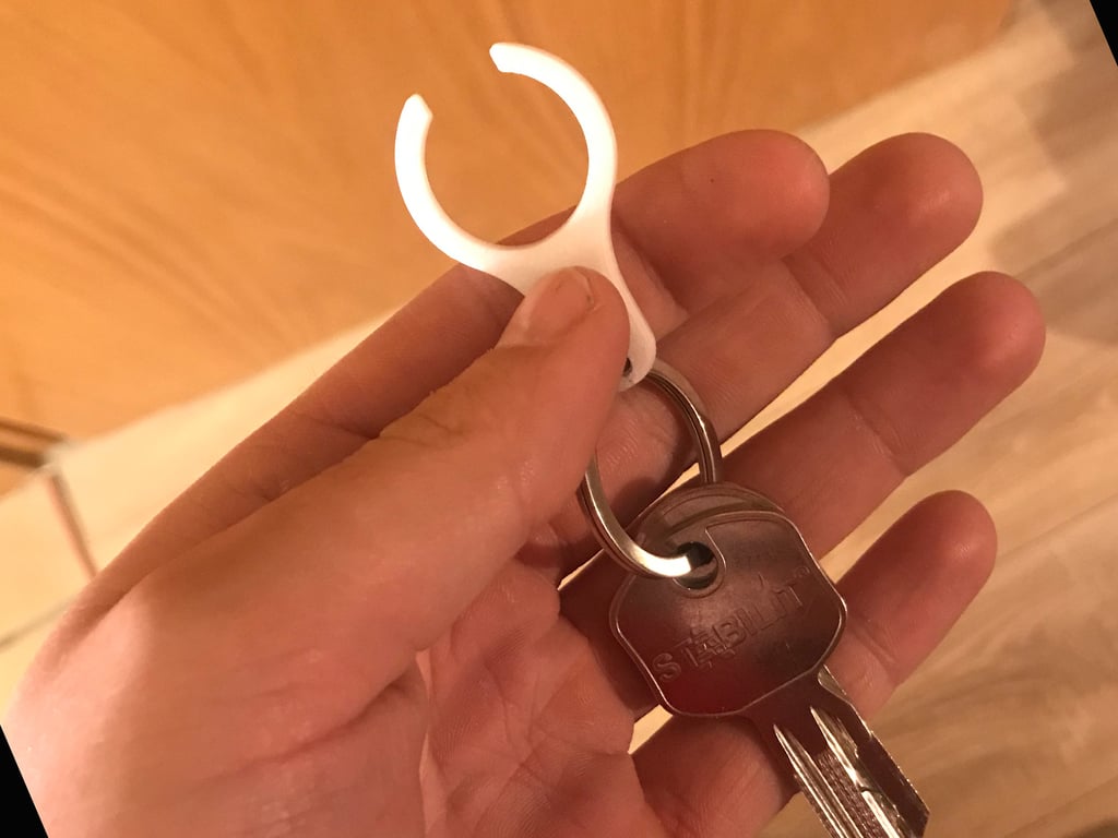 Klip na klíče a žeton nákupního košíku pro kliku dveří