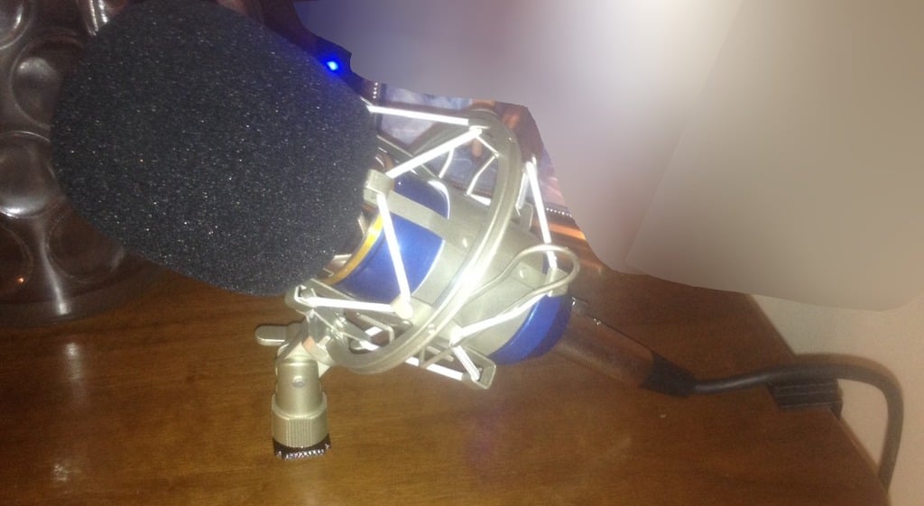 Mini mikrofonní stojan a kabelová svorka na stůl
