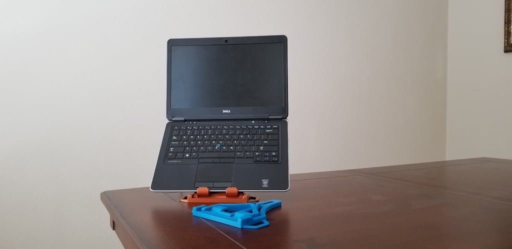 Skládací stojan pro notebook, switch, tablet a mobilní telefon