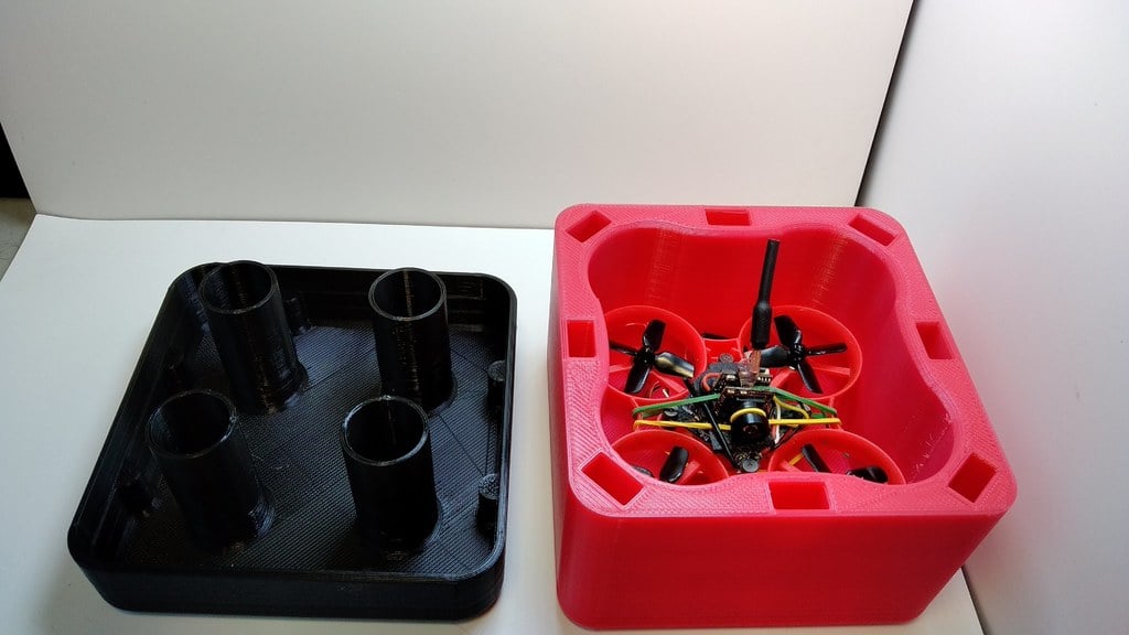Pouzdro na dron a držák baterie s nastavitelnými rozměry