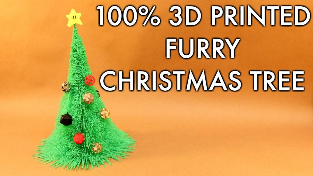 3D vytištěný vánoční stromeček s kožešinovými detaily
