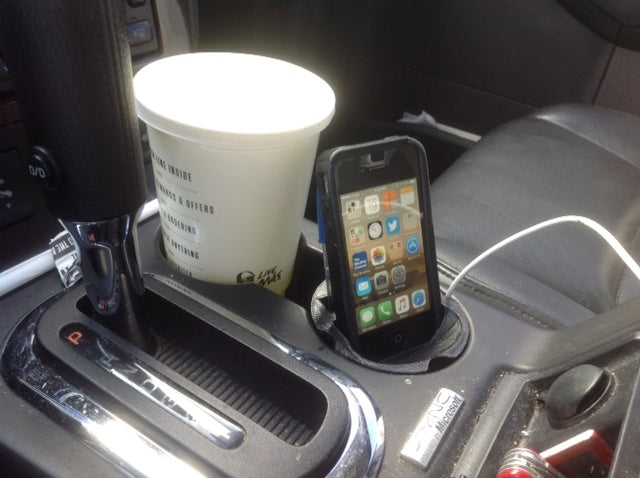 Stojan na vložení držáku na telefon pro Ford Explorer 2008 a iPhone 4s