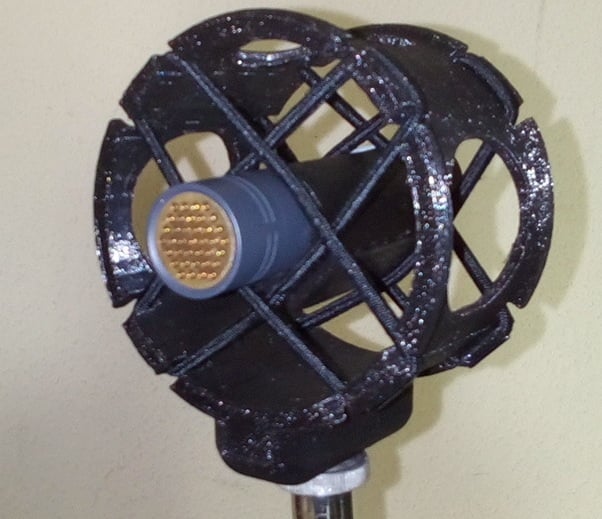 Parametrický držák mikrofonu ShockMount