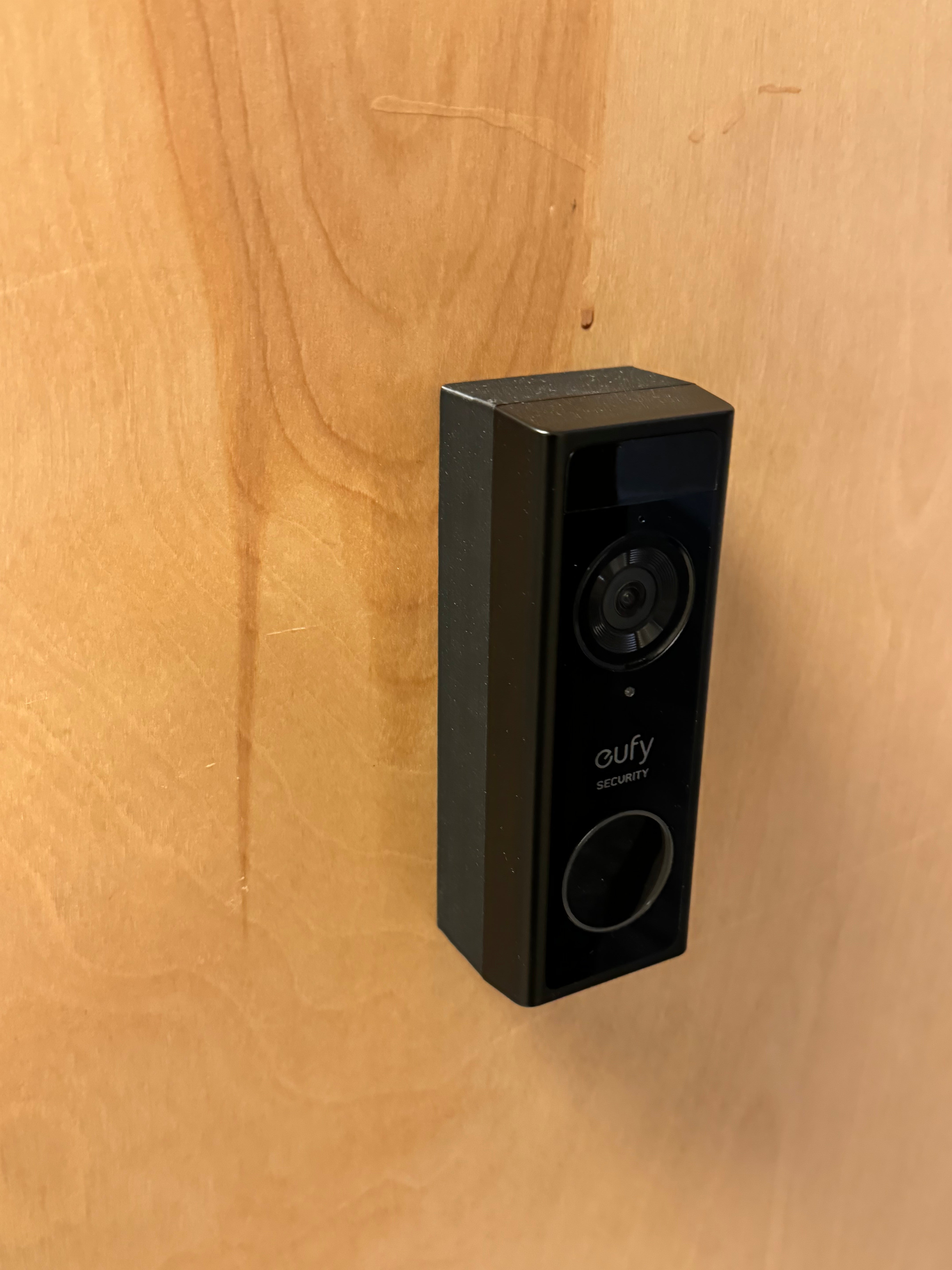 Držák na kukátko pro baterii Eufy Doorbell 1080p C210