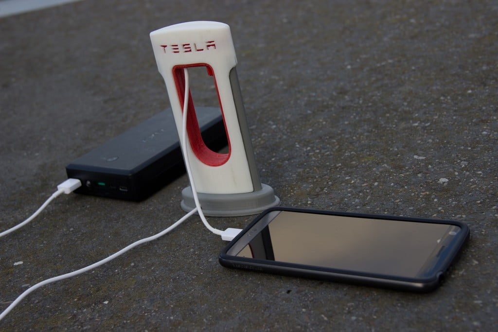 Tesla Super Charger USB-C Držák mobilního telefonu