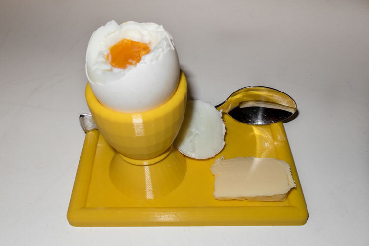Kelímek na vejce s talířkem a držákem lžičky