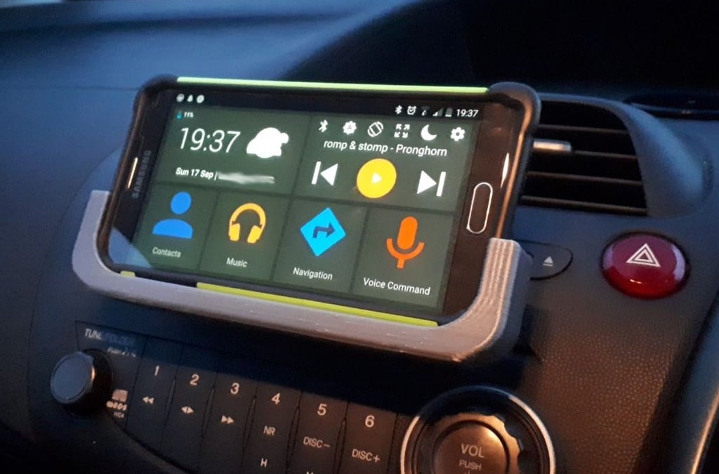 Držák na CD slot do auta pro Samsung Galaxy Note 4 a Honda Civic ES