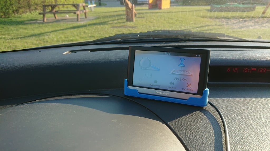 Držák na palubní desku Garmin GPS nüvi 2547