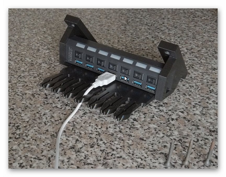 Podlahový držák pro Tumao 7portový rozbočovač USB 3.0
