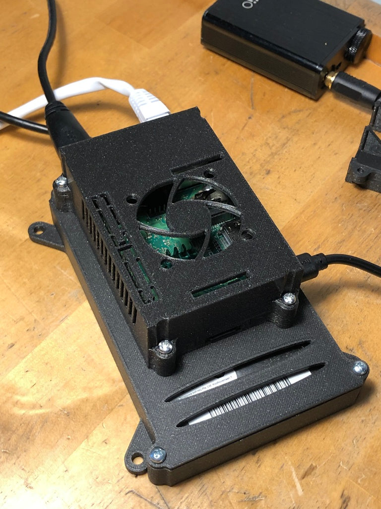 Raspberry Pi 3 - Kryt s horním držákem ventilátoru