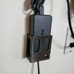 Nástěnný držák pro nabíječku segway ninebot