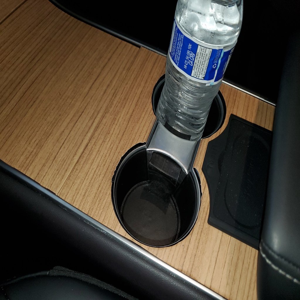Kompletní držák na pohár a vložka Tesla Model 3