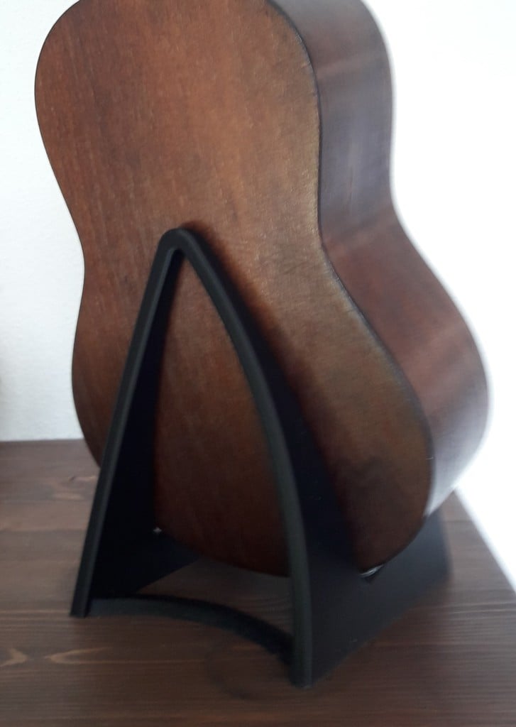 Kytarový stojan pro ukulele a jiné velikosti kytar