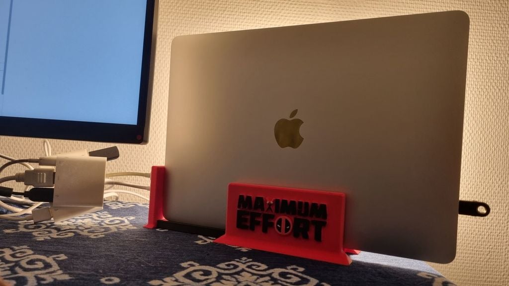 Přizpůsobitelná dokovací stanice/stojan na notebook pro MacBook