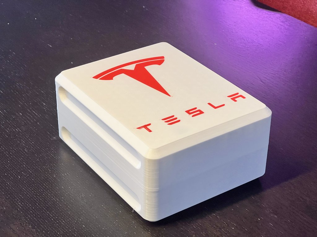 Úložný box pro Tesla CCS Combo 1 a adaptéry nabíječky J-1772