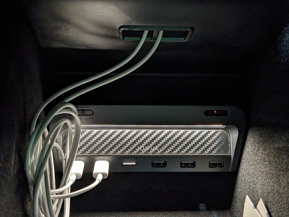 Nabíjecí podložka MagSafe pro Tesla Model 3 2017-2020