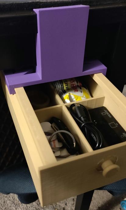 Držák zásuvky pod psací stůl pro IKEA TARENDO