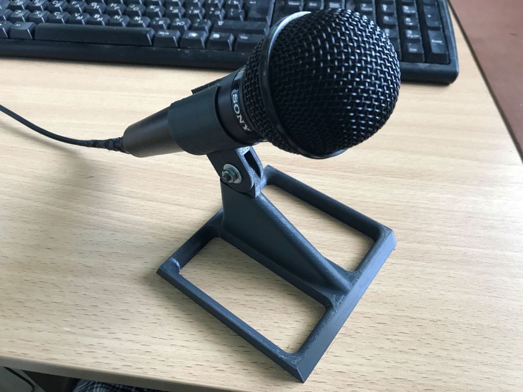 Jednoduchý mikrofonní stojan pro plochý povrch