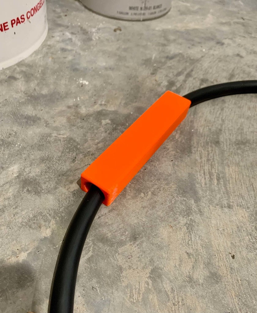 Chránič kabelu Tesla Wall Connector