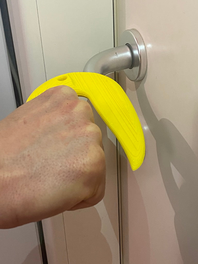 Toucan Saw Grabber: klíčenka a hands-free otvírač dveří