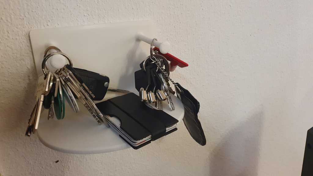 Organizér na klíče s peněženkou pro montáž na stěnu