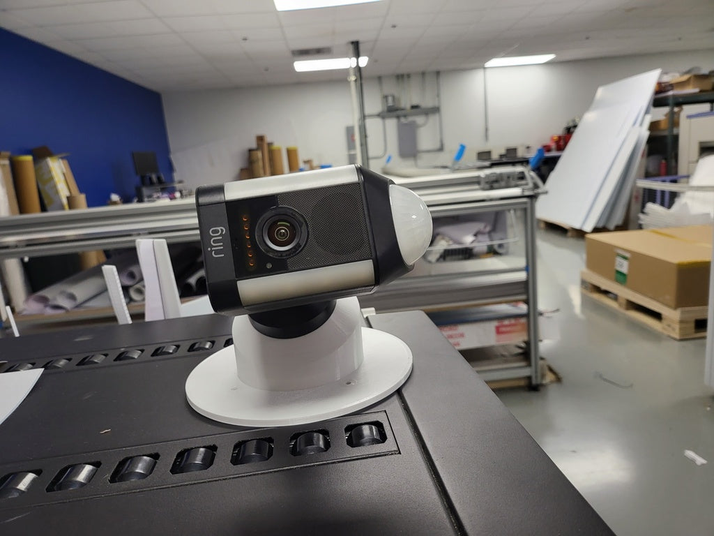Úhlová montážní konzola pro kameru Ring Spot Light